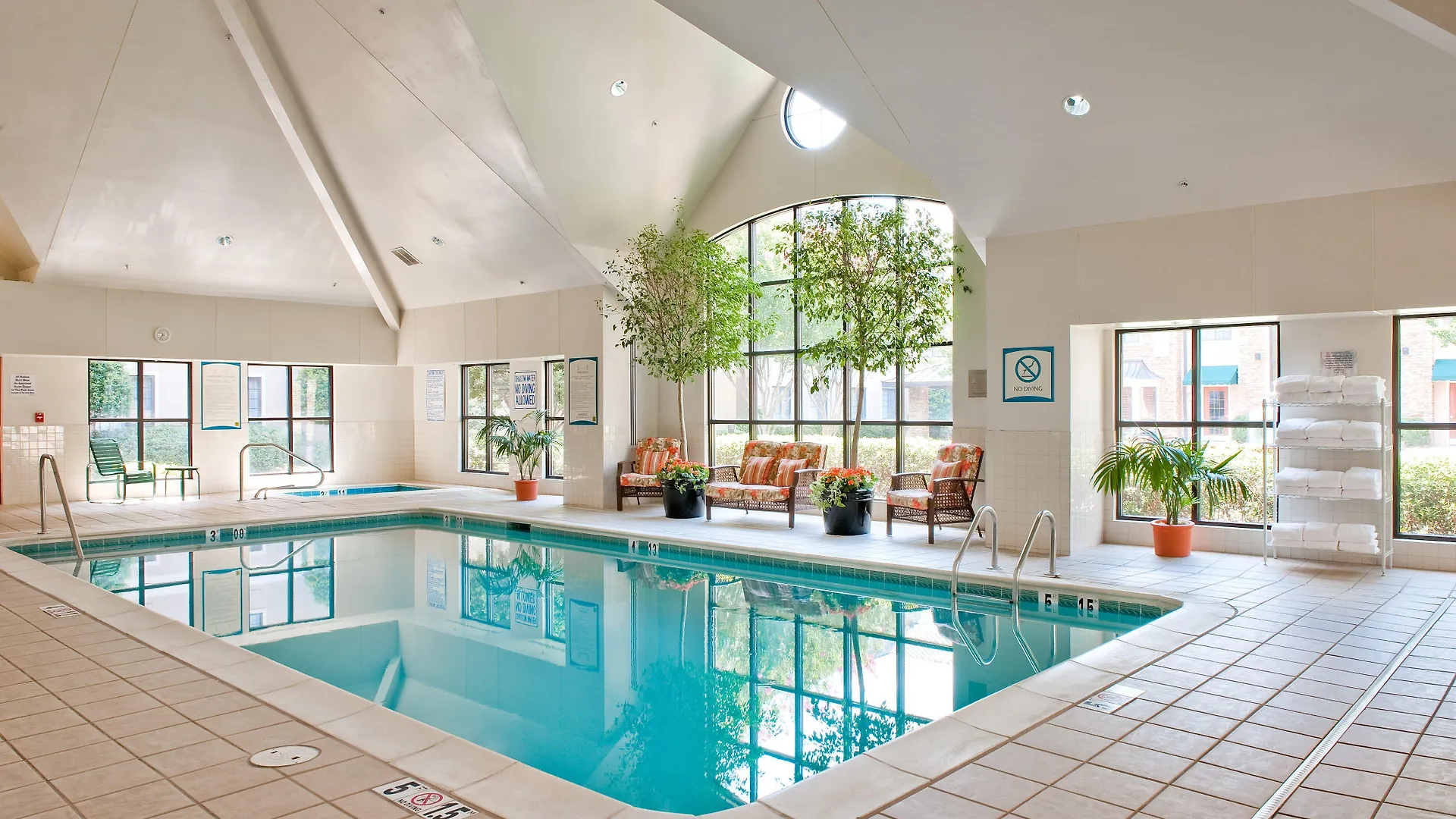 Staybridge Suites - Charlotte Ballantyne By Ihg Hotel