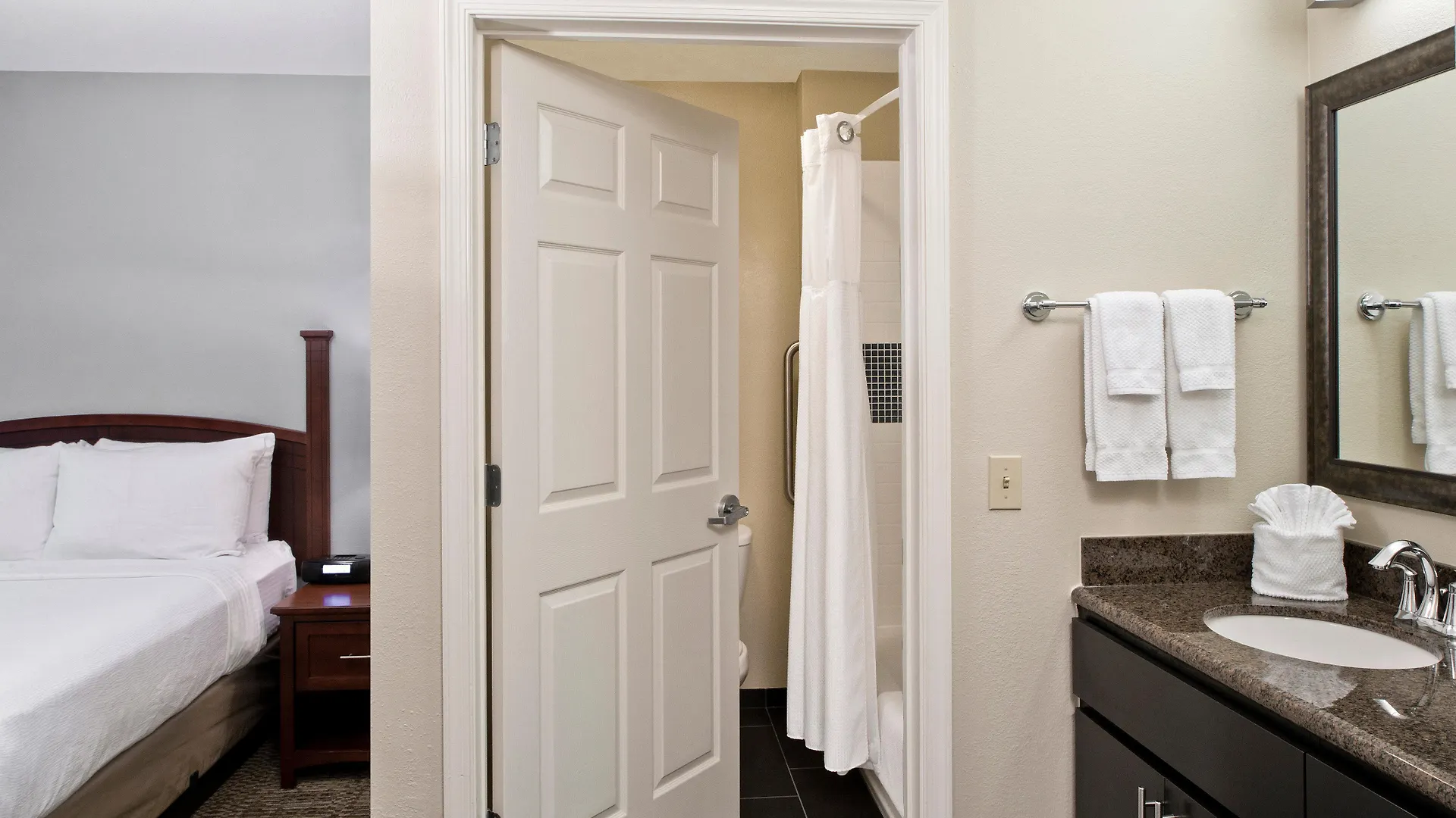 Hotel Staybridge Suites - Charlotte Ballantyne By Ihg